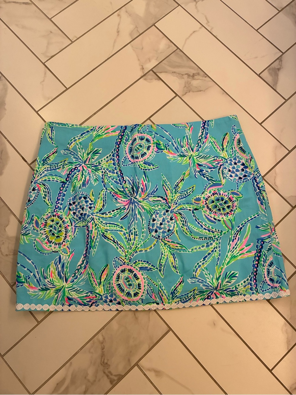 Lilly Pulitzer Size 16 Turquoise Sea Turtle Pineapple Print Skirt Lace Trim
